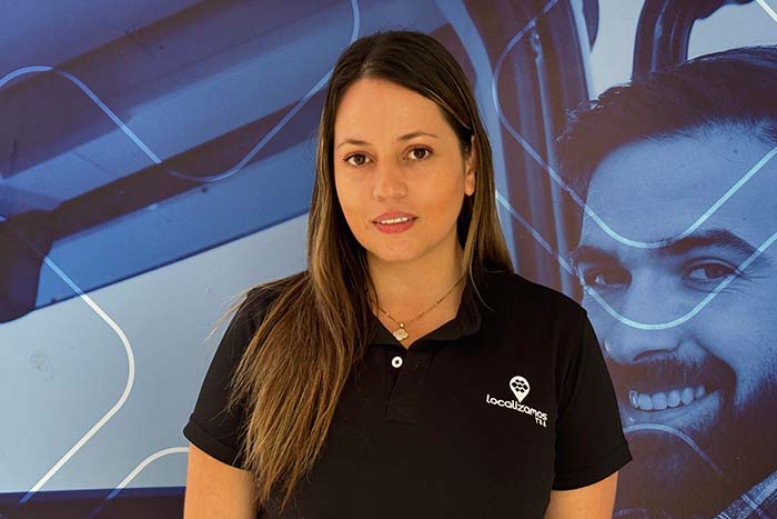 asesora comercial localizamos
